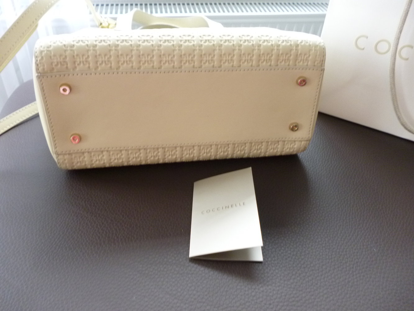 Coccinelle Tasche Handtasche Creme Weiß Beige Gold Schultergurt