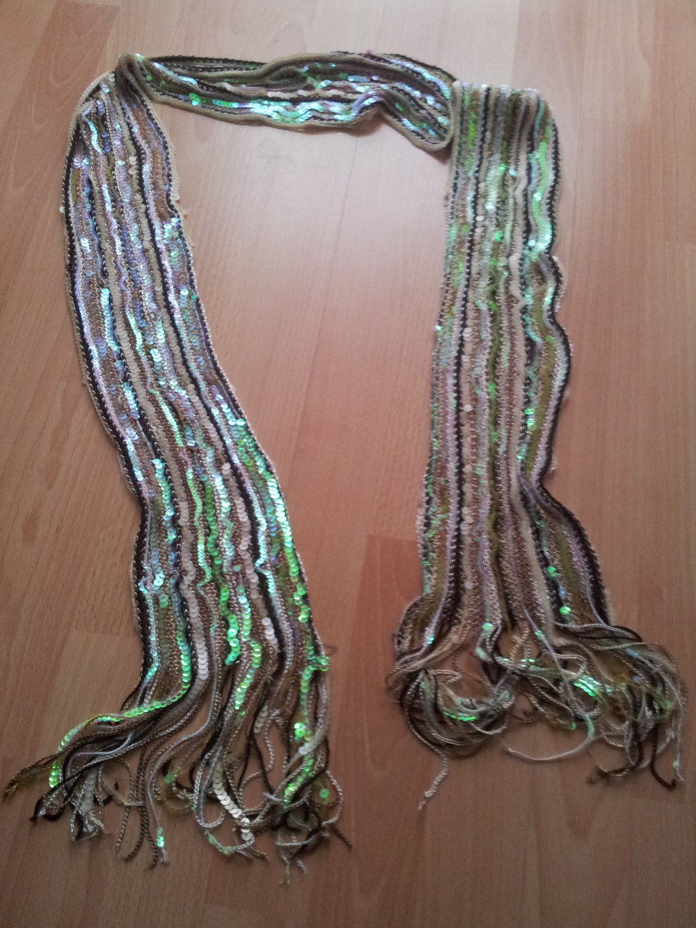  Pailletten Schal braun Fransen gestreift