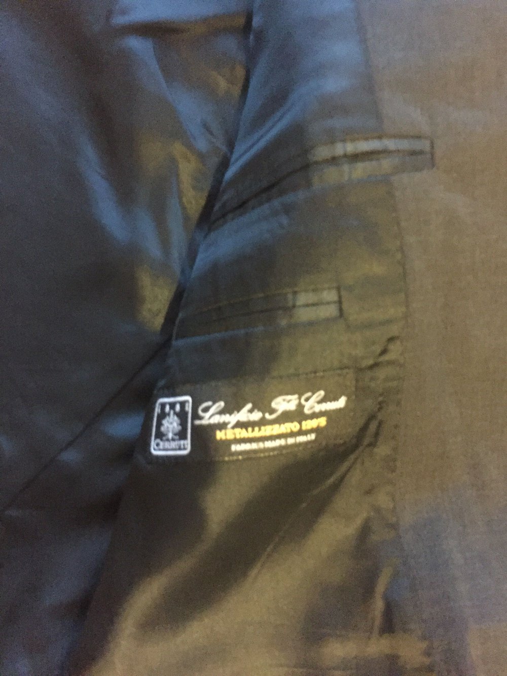 Anthrazitfarbenes Jacket