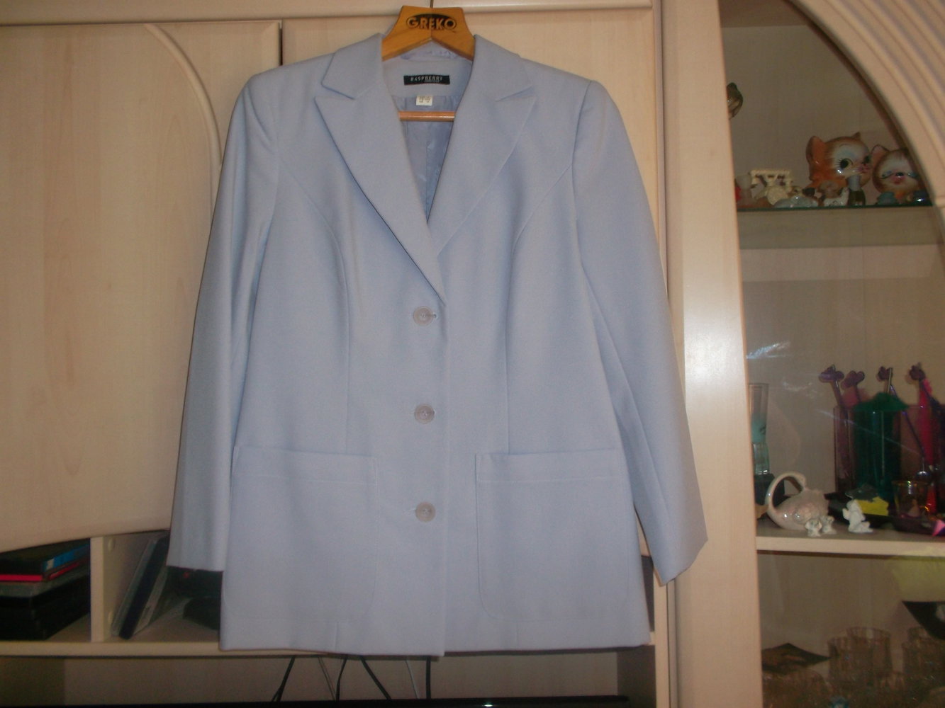 schicker neuer hosenanzug,grösse 19 / 38,von rasberry