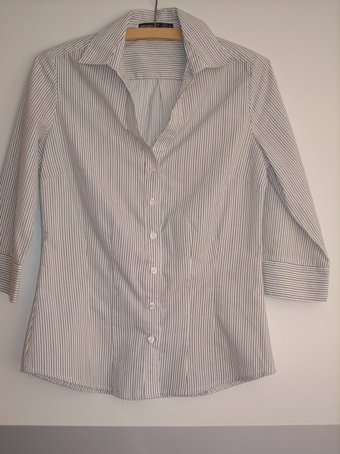 Businessbluse weiß mit schwarzen Streifen