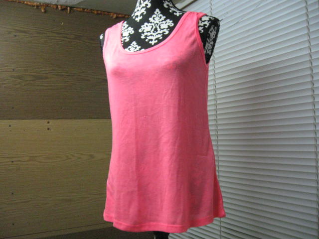 *** Verspieltes ~ Raffinierter ~ Rücken ~ Top ***