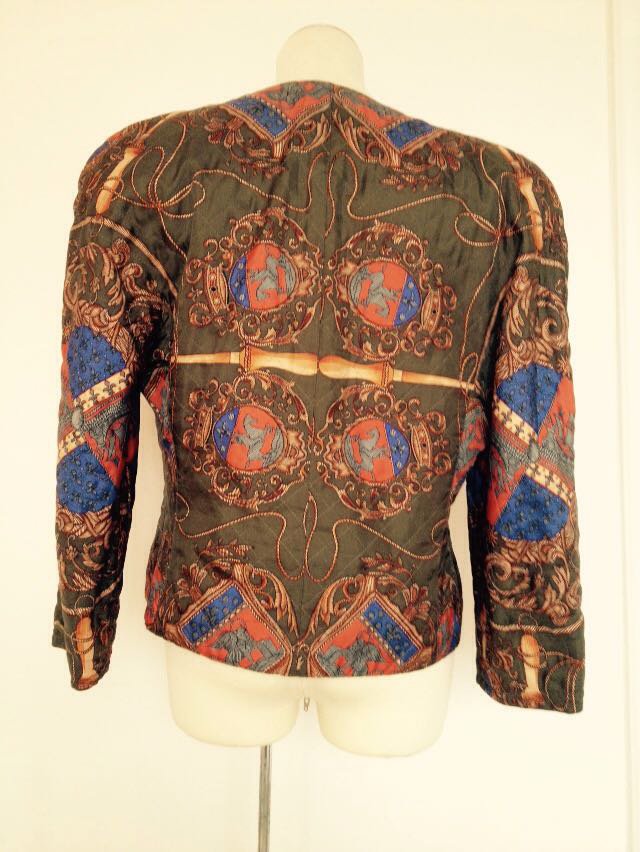 Luxsusklasse Design 100% Seide Blouson Jäckchen 