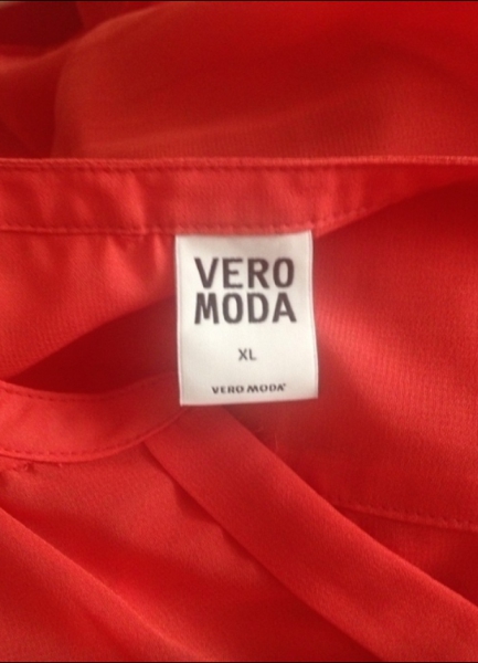 oranges Oberteil von Vero Moda