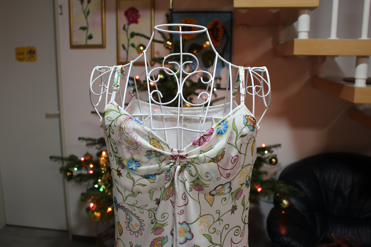 178. Trägerkleid mit Blümchenmotiv, Gr. 36