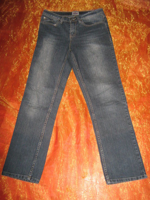 NEU * Modern * klassisch * Bootcut * Jeans Hose 