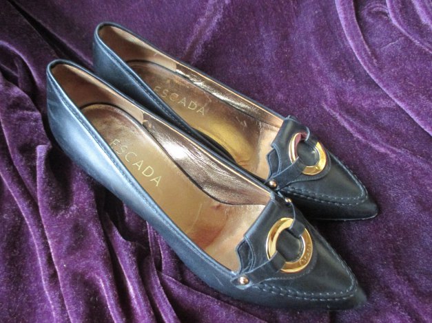 NEUw * Echt Leder * High- Heels * Pumps * Loafer * Schuhe mit Gold- Akzenten 