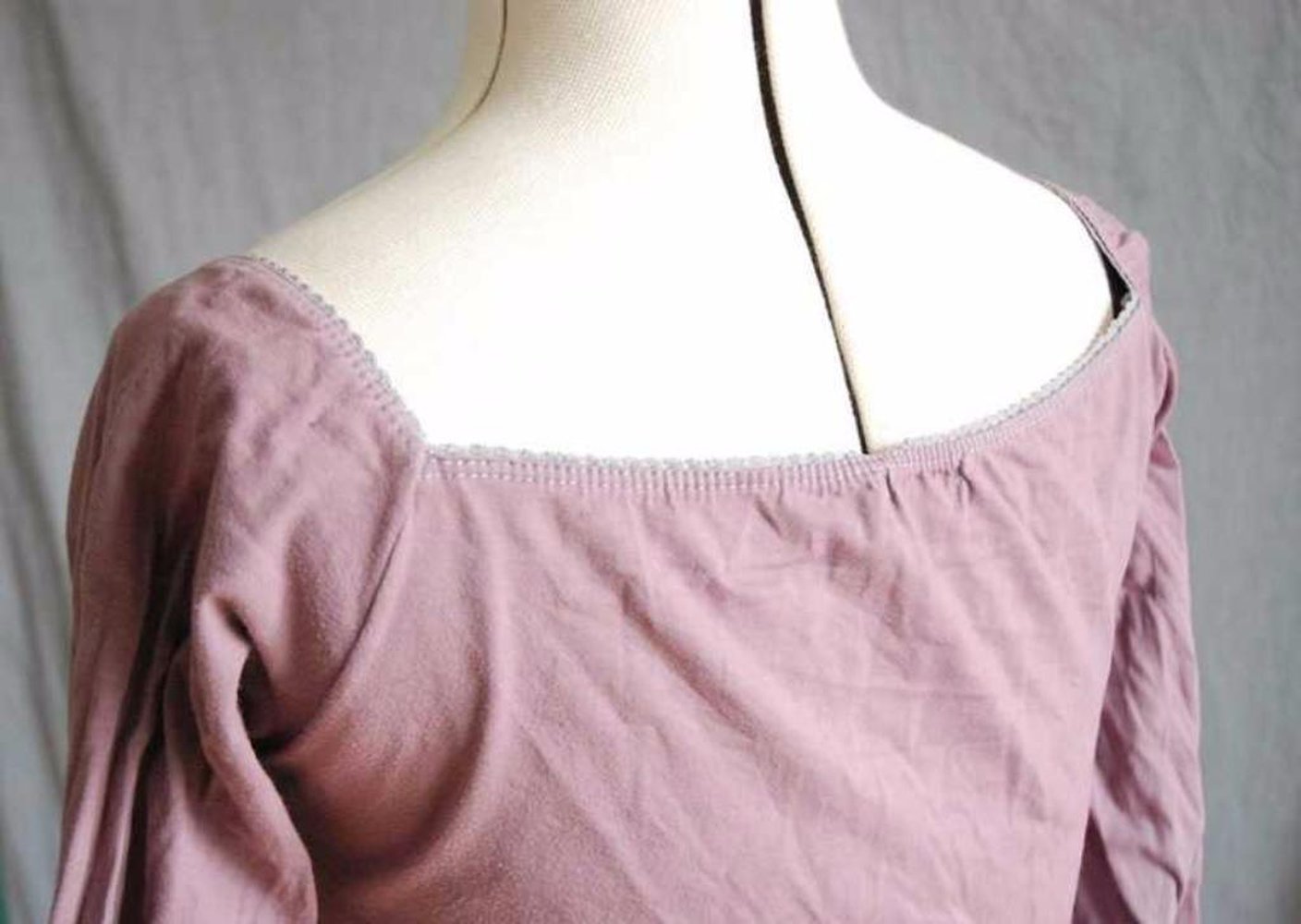 off-shoulder Hippie Top in lila von Zara