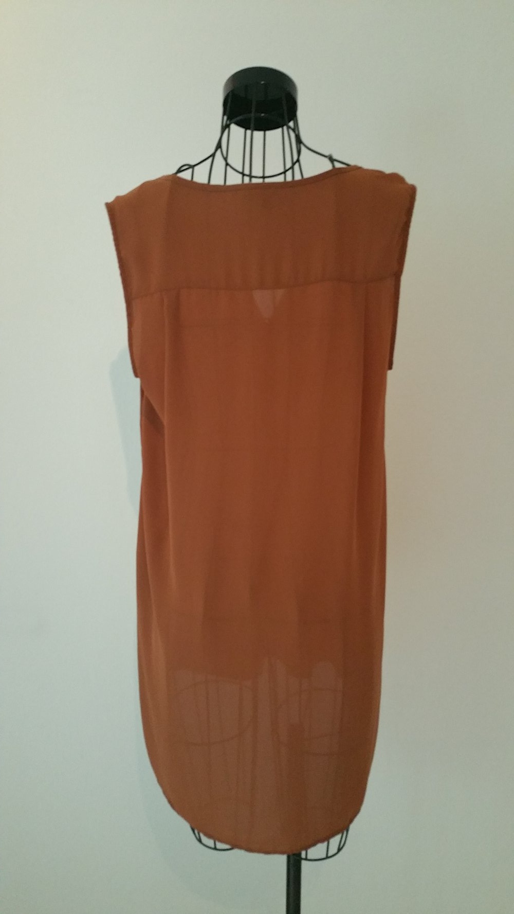 Long Bluse ohne Arme, rostbraun