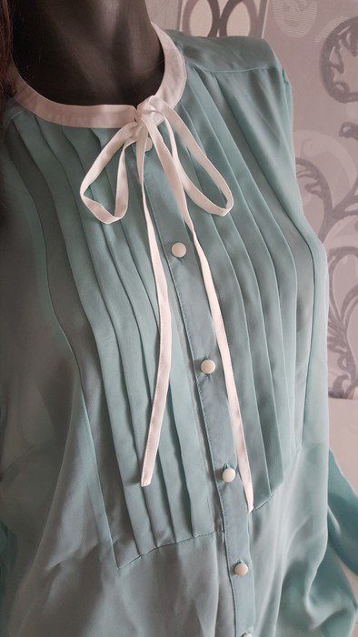 Bluse türkis blau mit Scheife weiß 42 auch 40 L XL