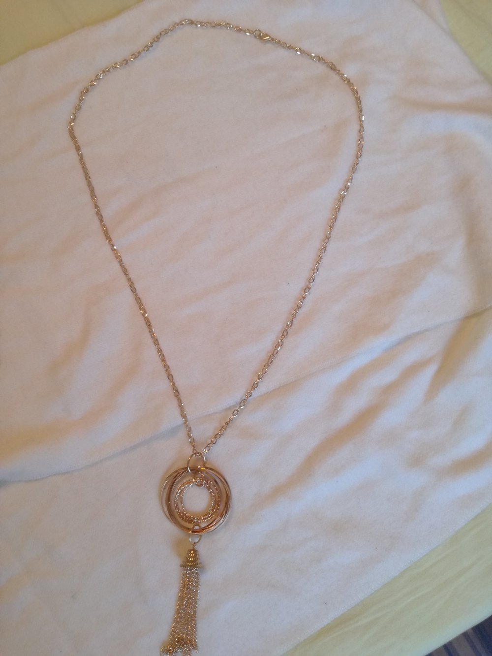 Goldene Kette mit Anhänger NEU!!