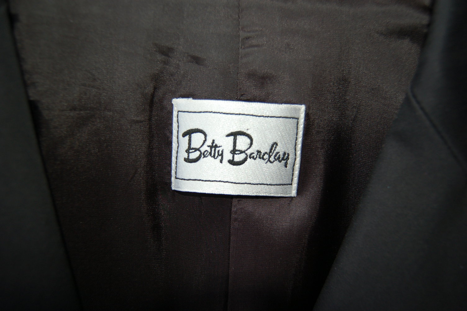Betty Barclay - schwarze Blazerjacke - Größe 42 - wie neu