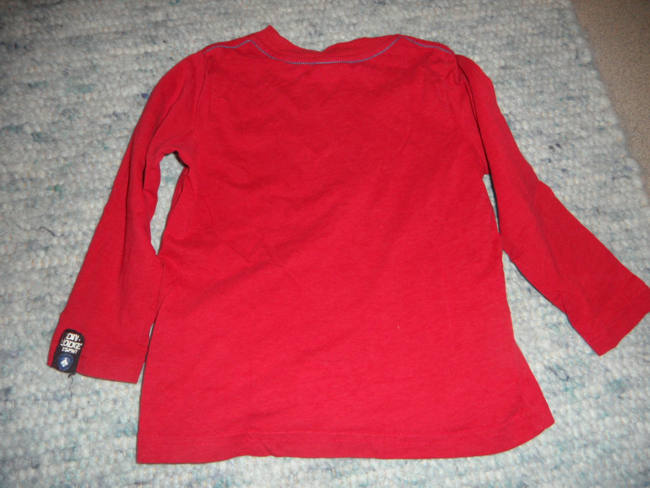 Esprit Langarmshirt mit Wolf