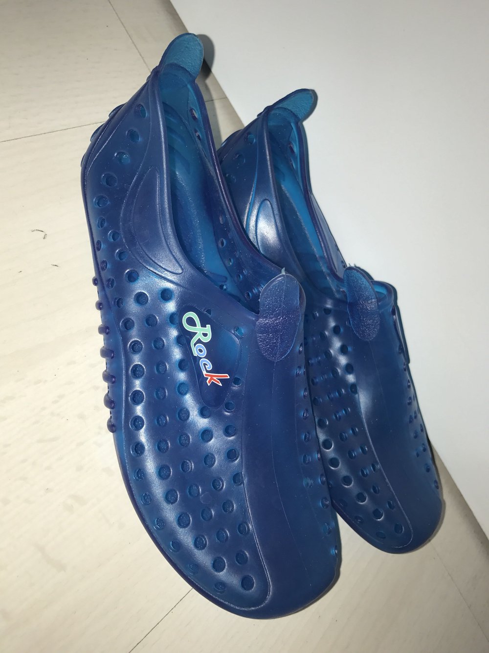 verkaufe Wasserschuhe in blau