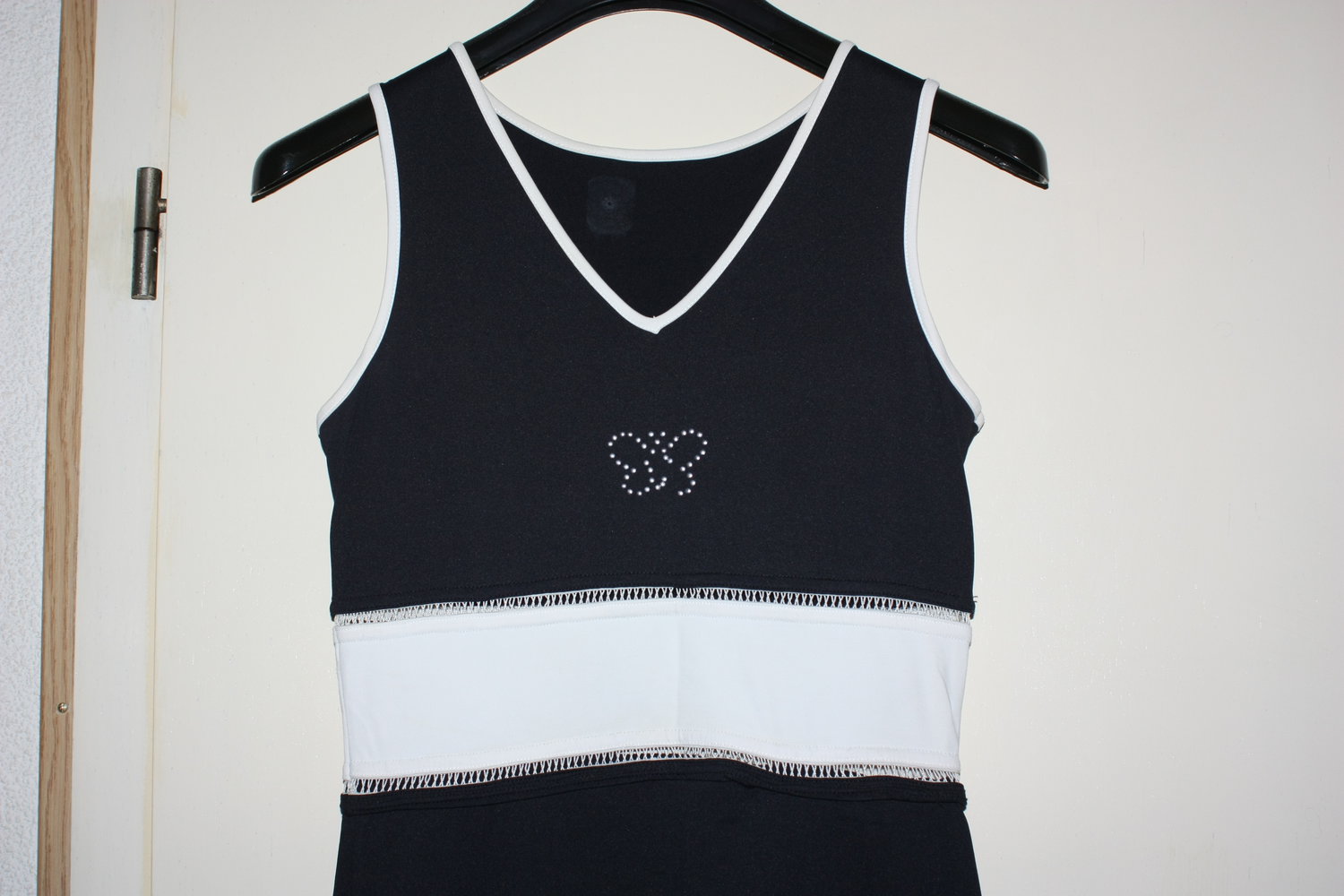 Bodenlanges Maxikleid schwarz weiß, V-Auschnitt, Gr. S