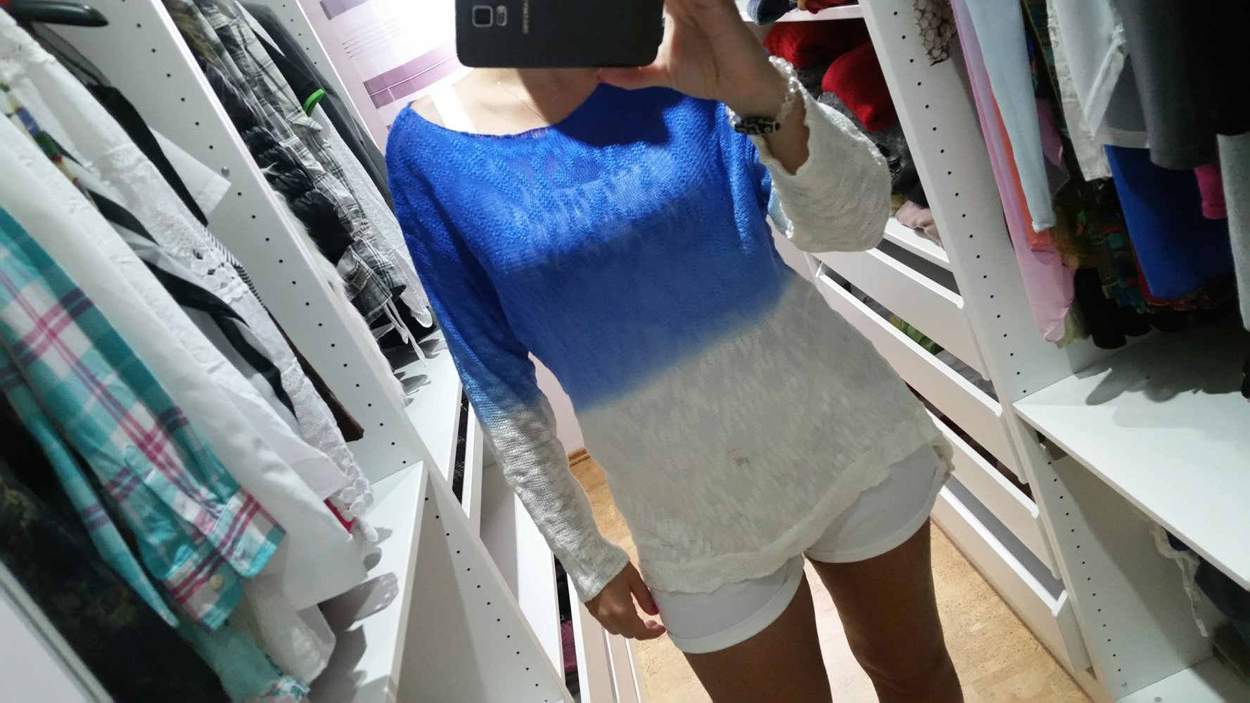 Oversize Pullover in Farbverlauf. Gr. S. Ungetragen. 