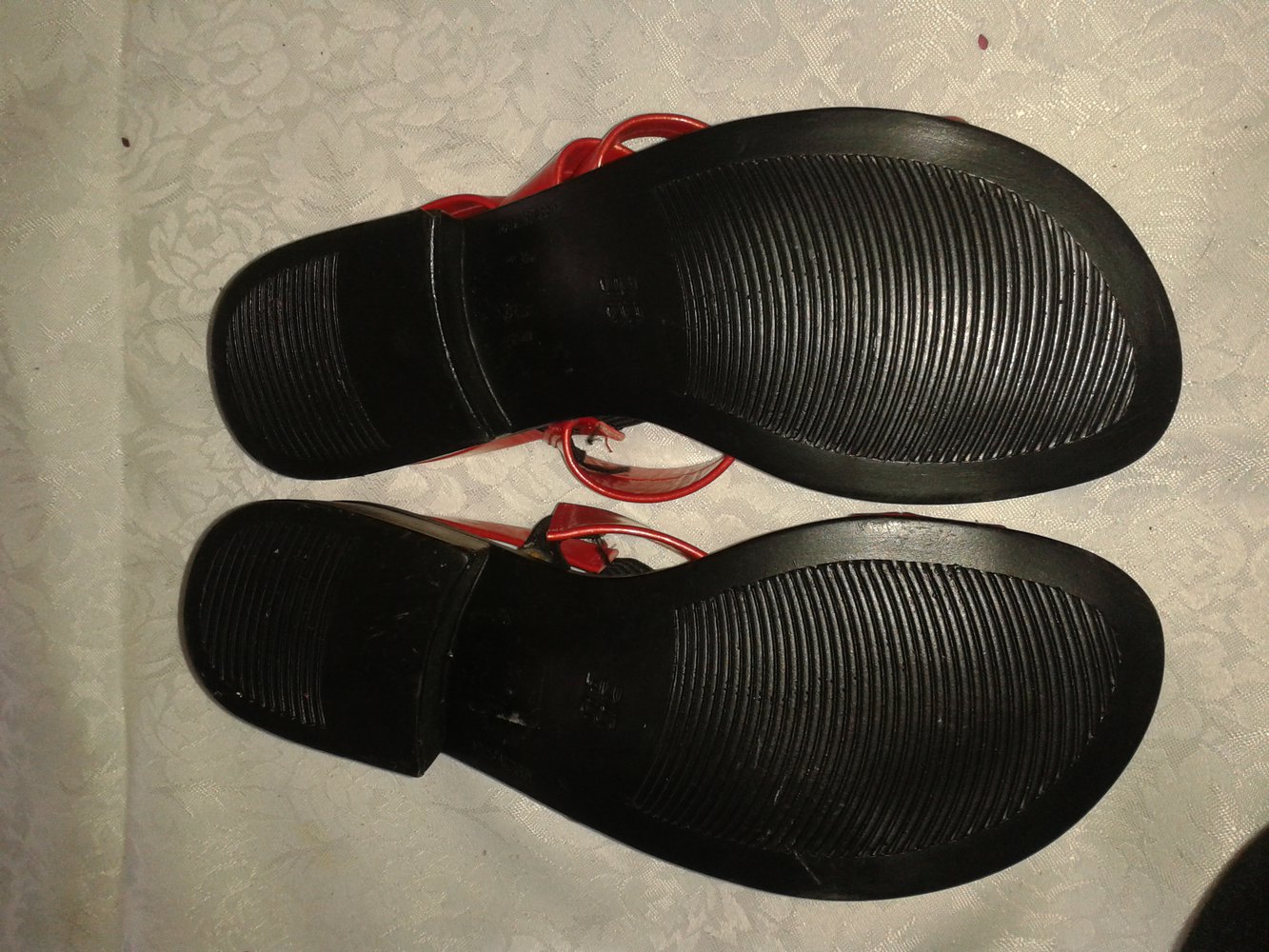 Rote Lack Sandalen hoch schick wie neu