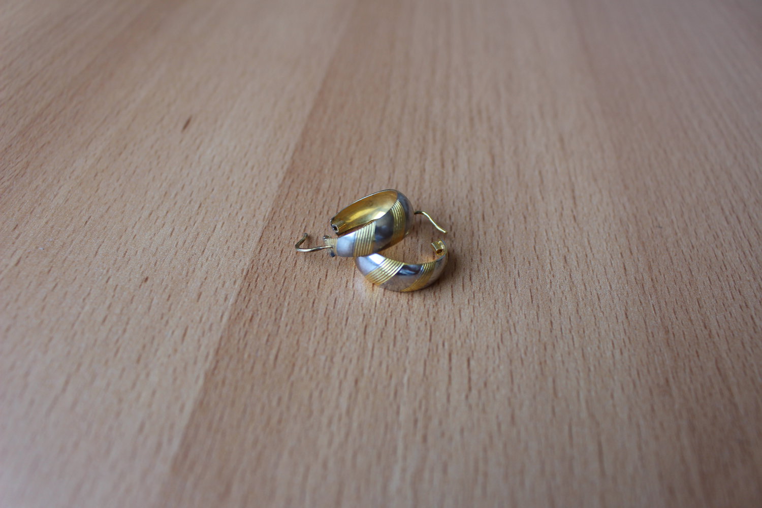 279. Neue Ohrringe/Creolen, Modeschmuck