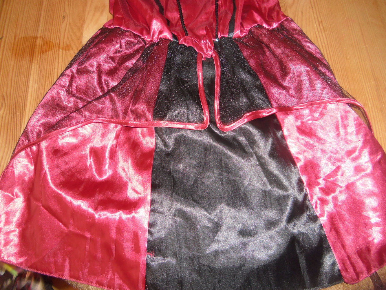 Tesco -schönes Kostüm Gr.11-12y ca 146/152 