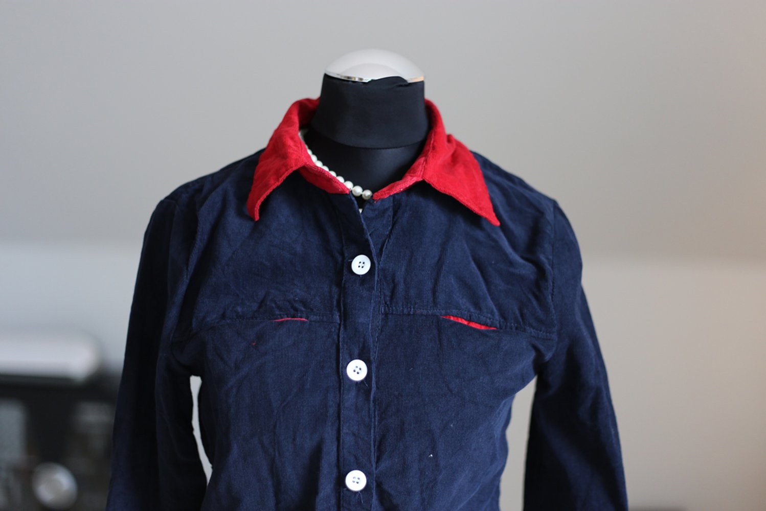 Cord Hemd Bluse 34 XS blau rot