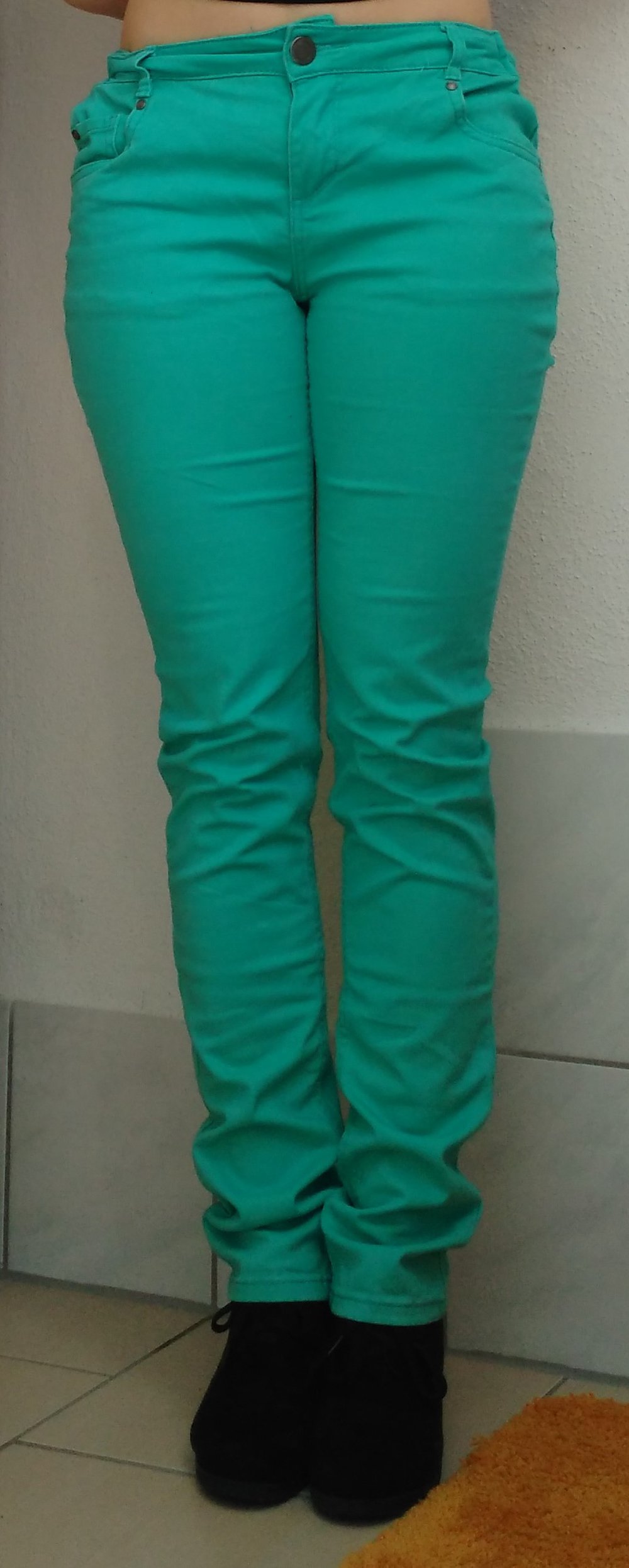 mintfarbene Jeanshose