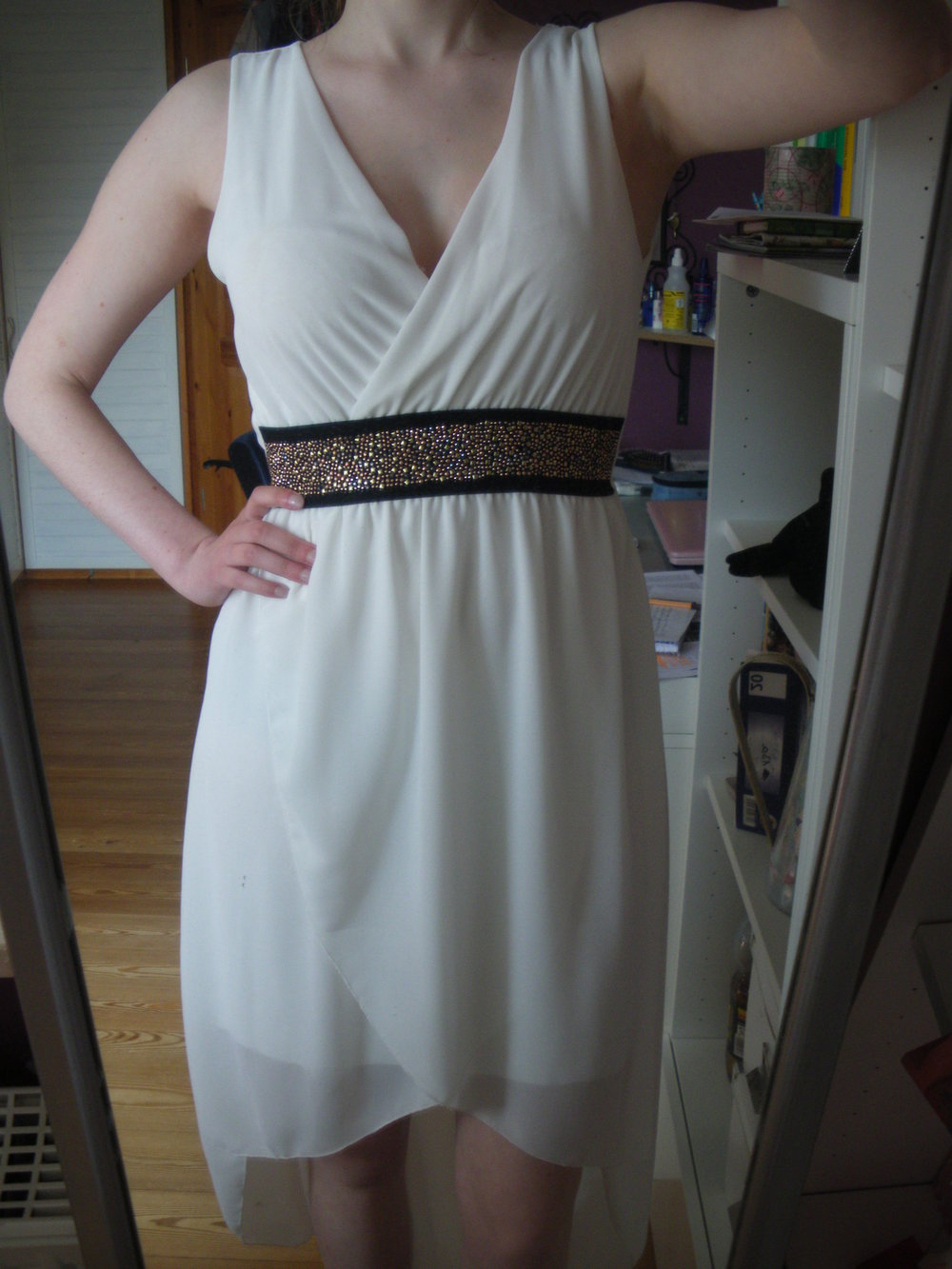 elegantes Weißes Kleid Vokuhila High Low