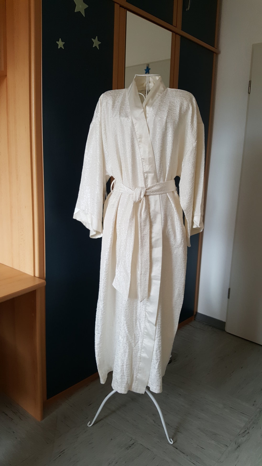 423. Leichter Morgenmantel von C&A, Gr. 36-38