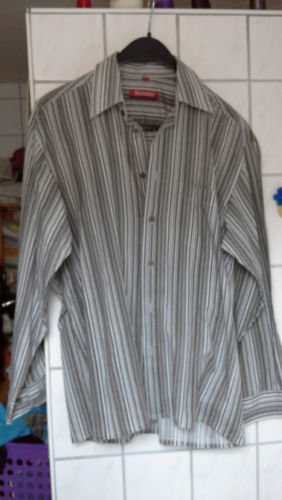 Bossini Herrenhemd gr. L KW41/42 