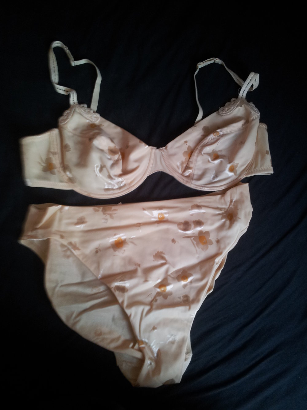 Saphisto aprikot blume, BH 85C und Slip 44