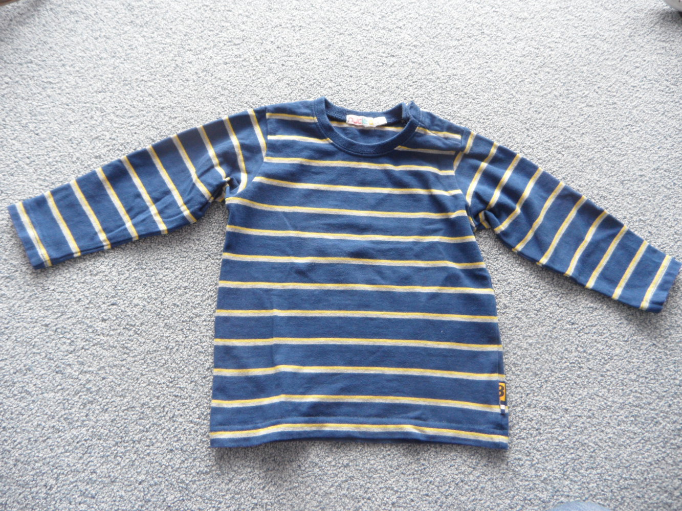 Nucleo schönes weiches Langarmshirt gestreift