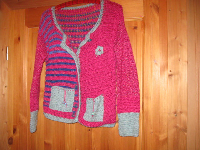 *** Strickjacke ~ Handarbeit ~ Gehäkelt ***