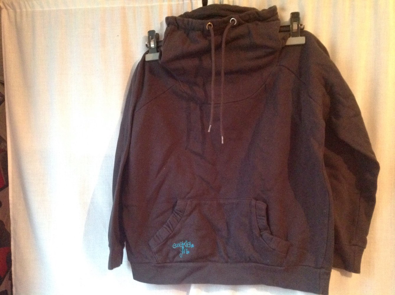 Ezekiel Pullover