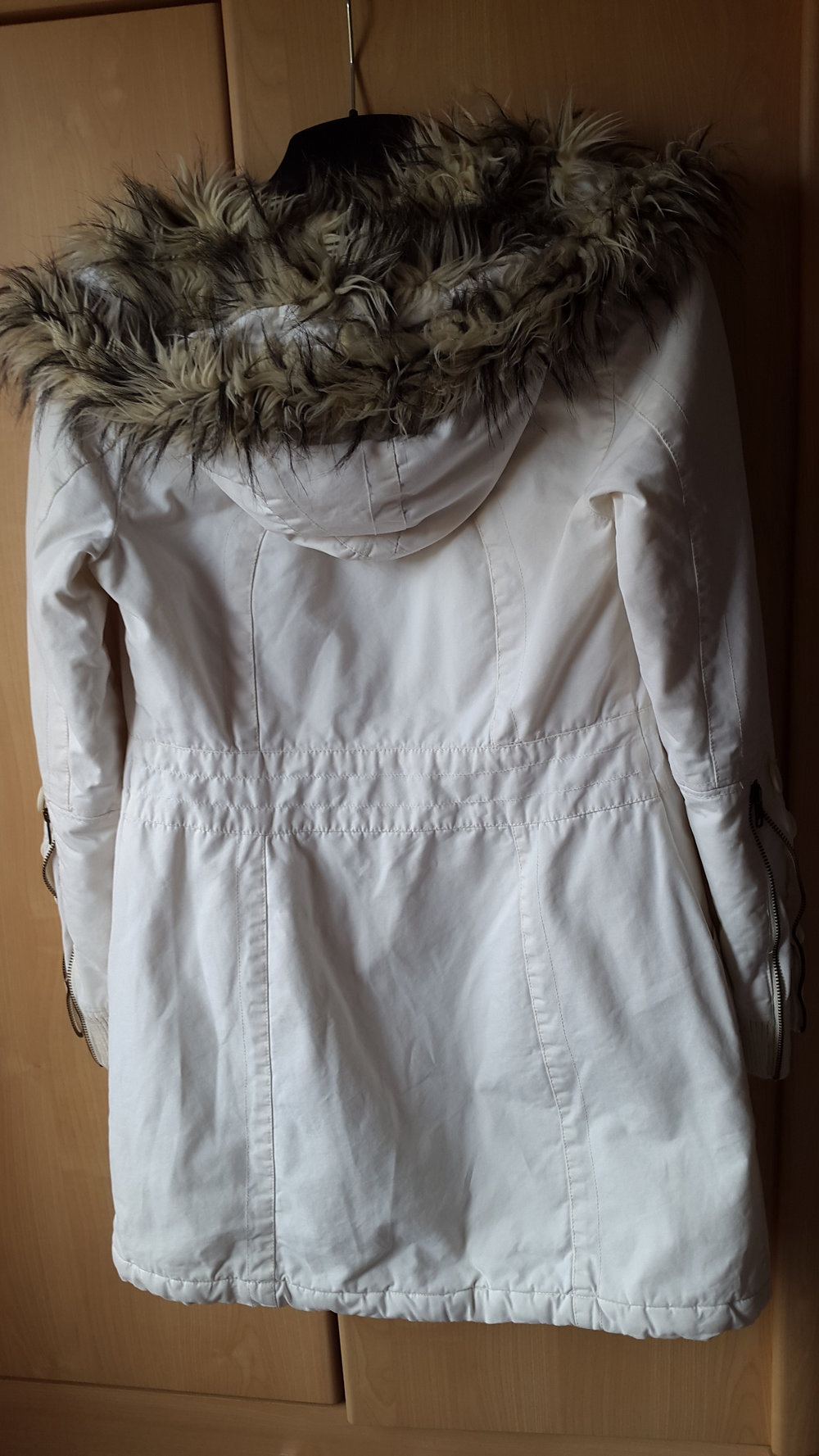 Mantel, Kurzmantel, Longjacke mit Fell-Kapuze, Gr. 36, wollweiß