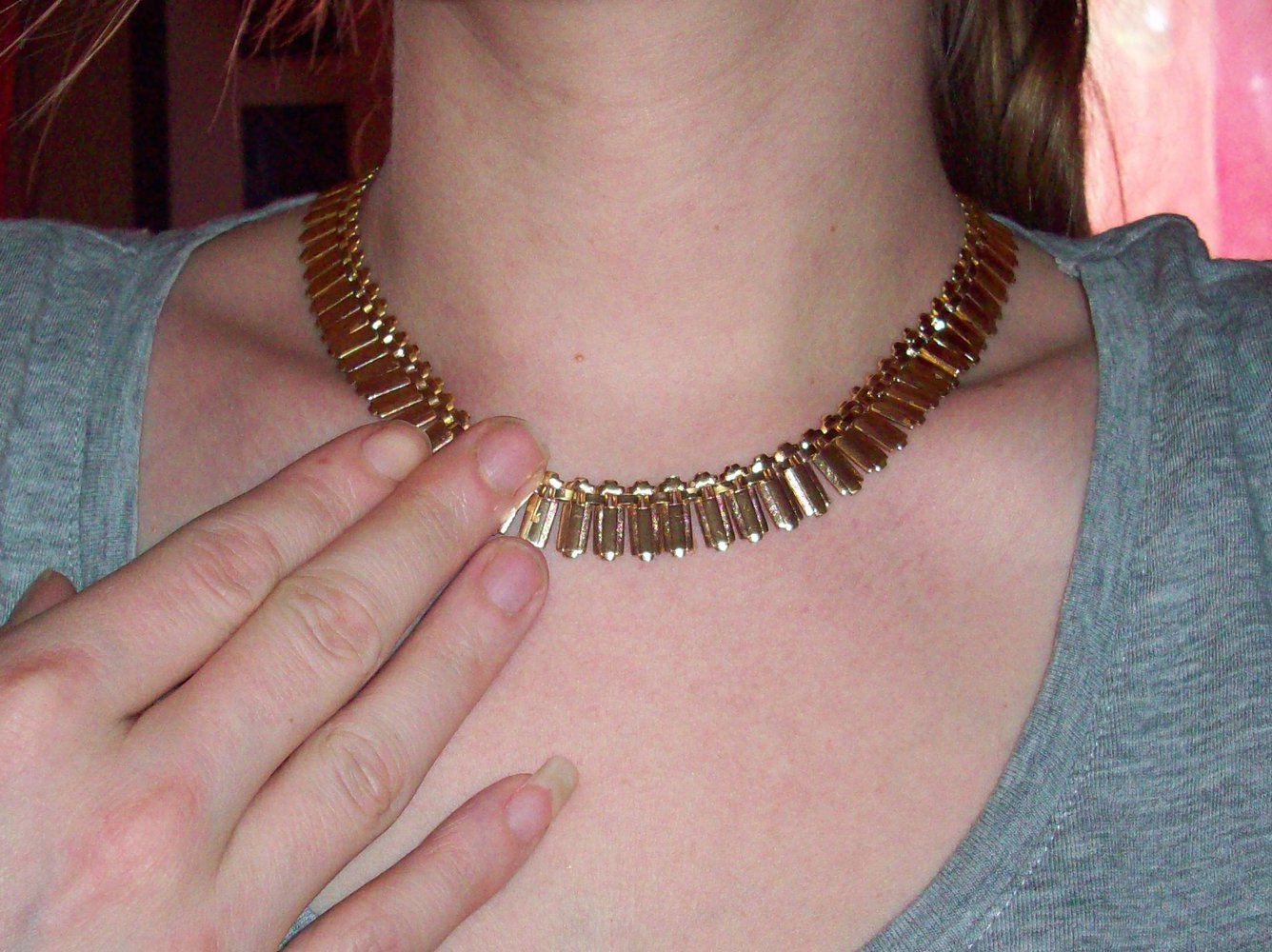 Schöne goldfarbene Kette, sehr edel