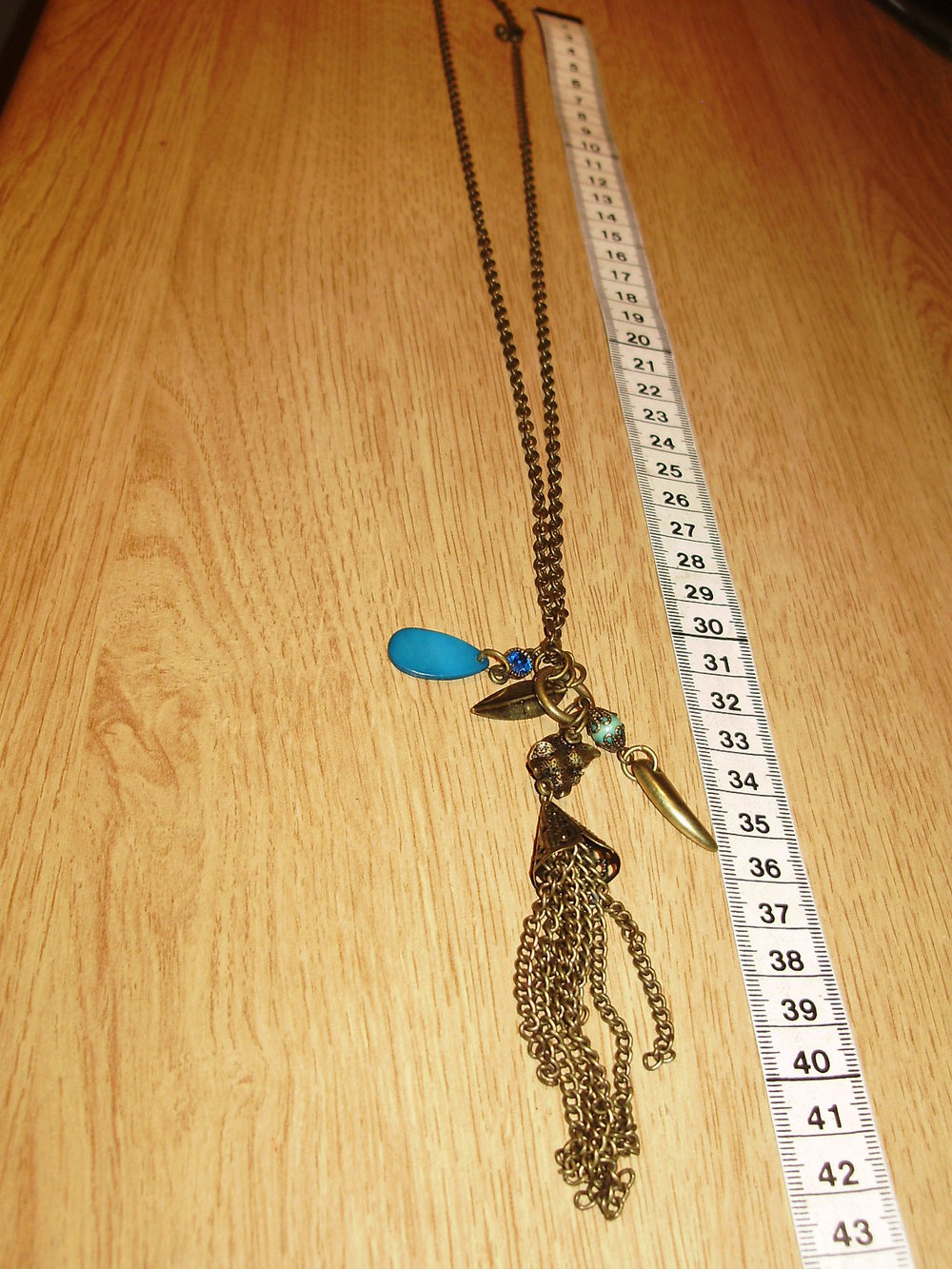 Kette lang bronzefarben verschiedene Anhänger Feder Rose Türkis wie neu