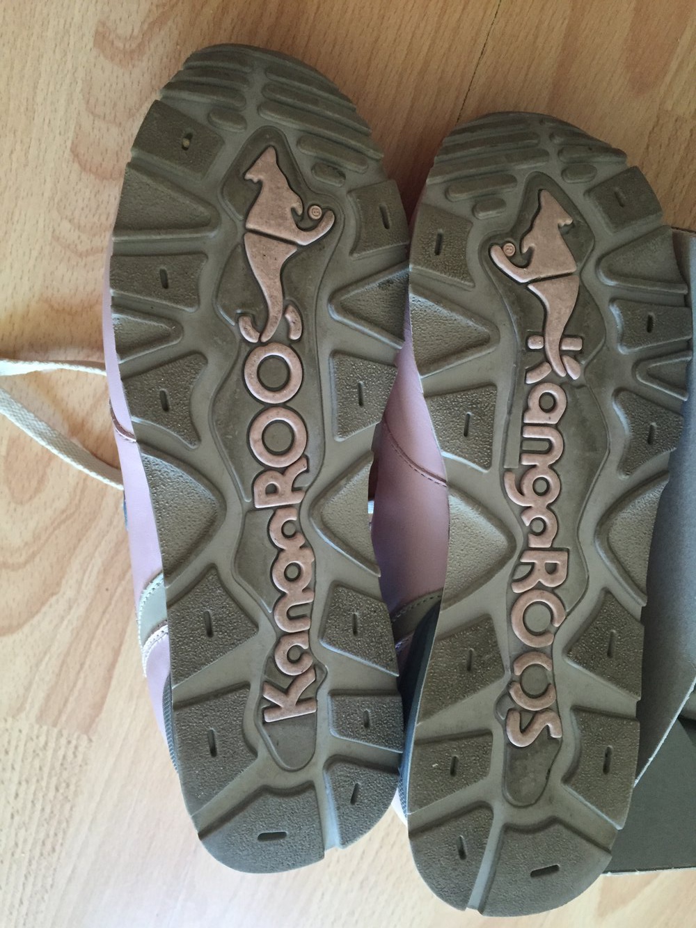 Sneaker rosa Kangaroos