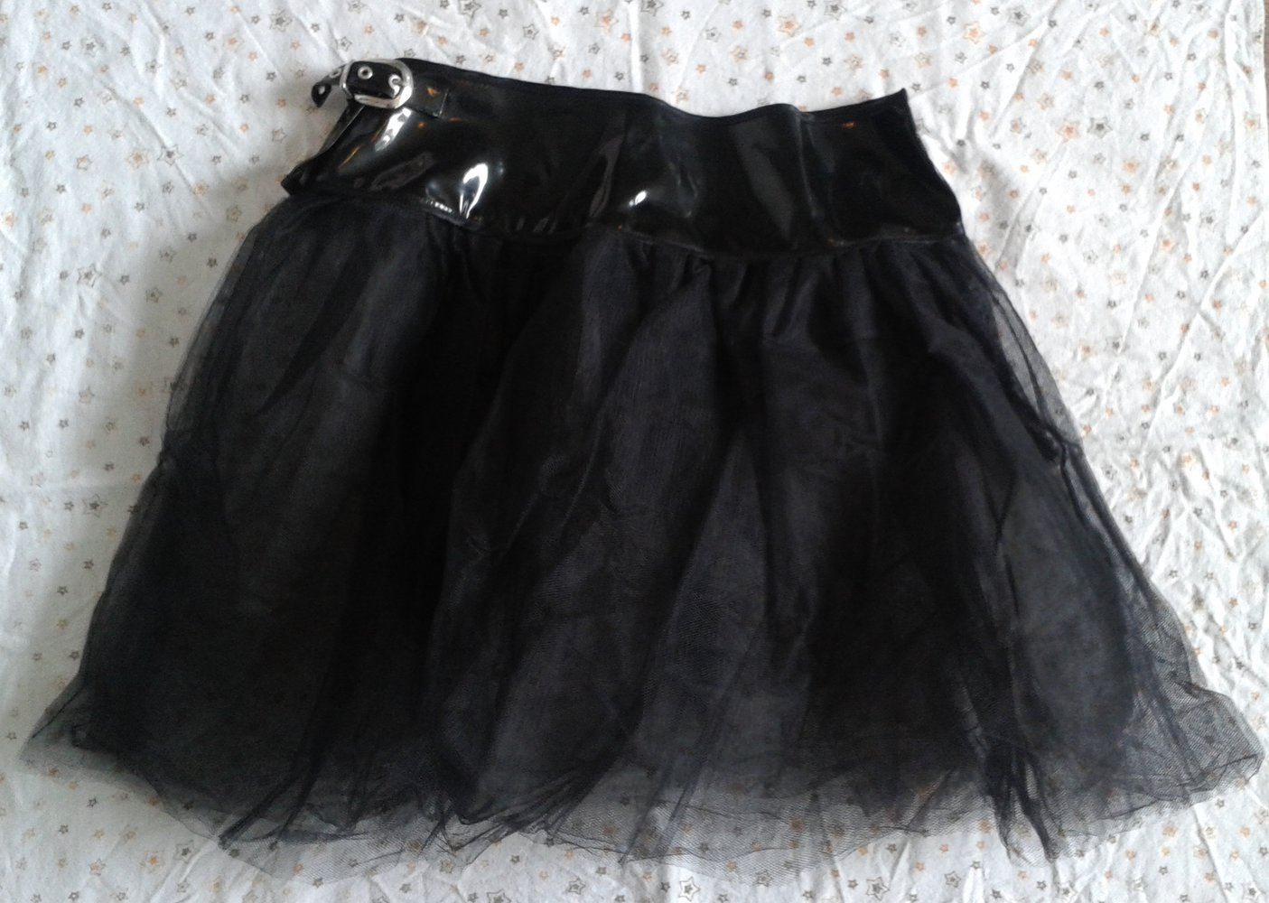 Gothic Lackrock Tüllrock mit Schnalle schwarz Lolita Punk Rock
