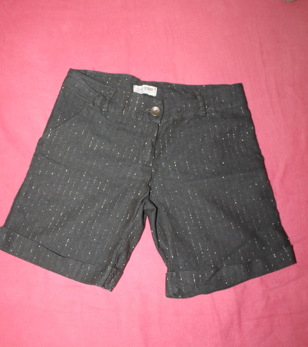 süße kurze Nadelstreifenhose / Hose