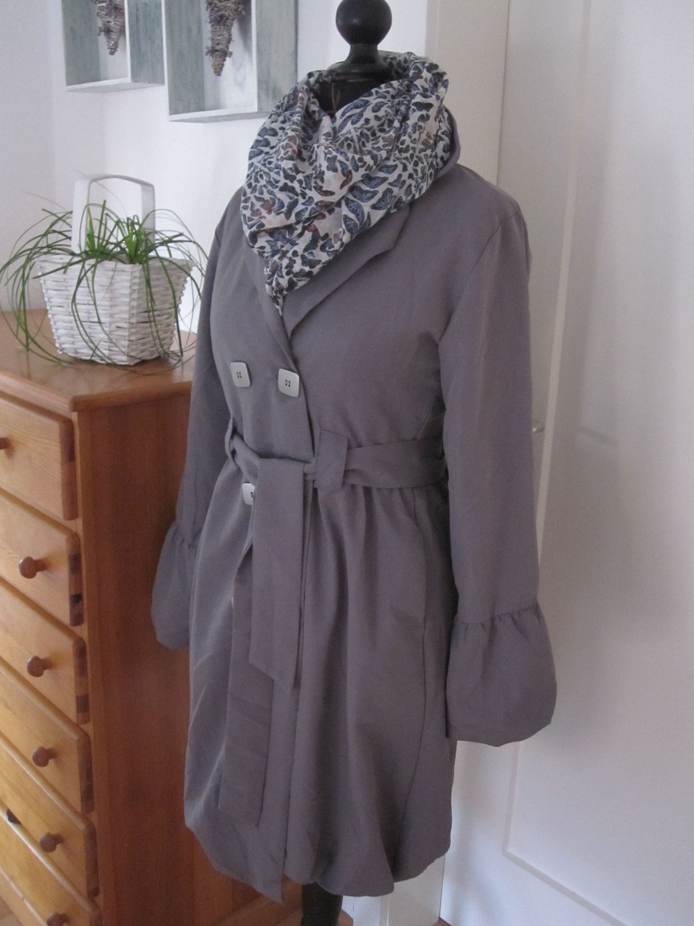 Leichter Mantel, Frühling, Trenchcoat, so noa, S 38, 3 Suisses, Ballonschnitt