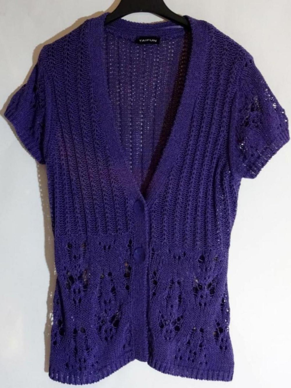 Lila Strickjacke mit kurzen Ärmeln Gr. 42 Gr. M