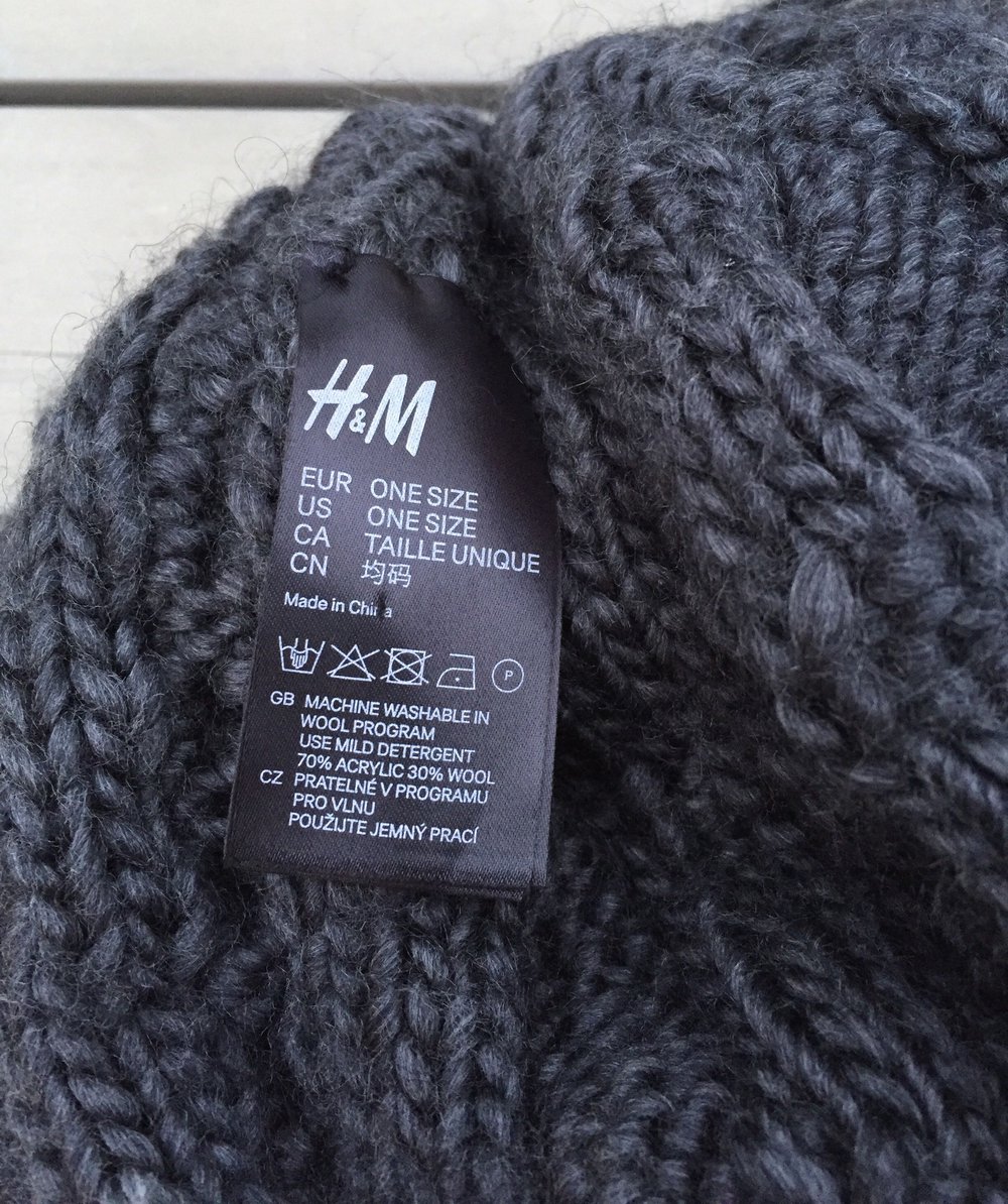 H&M Mütze STRICKMÜTZE grau ZOPFSTRICK