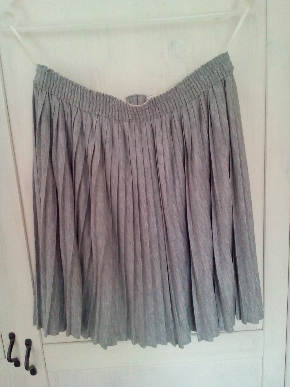 Faltenrock Mexx Gr. L 40 44 grau