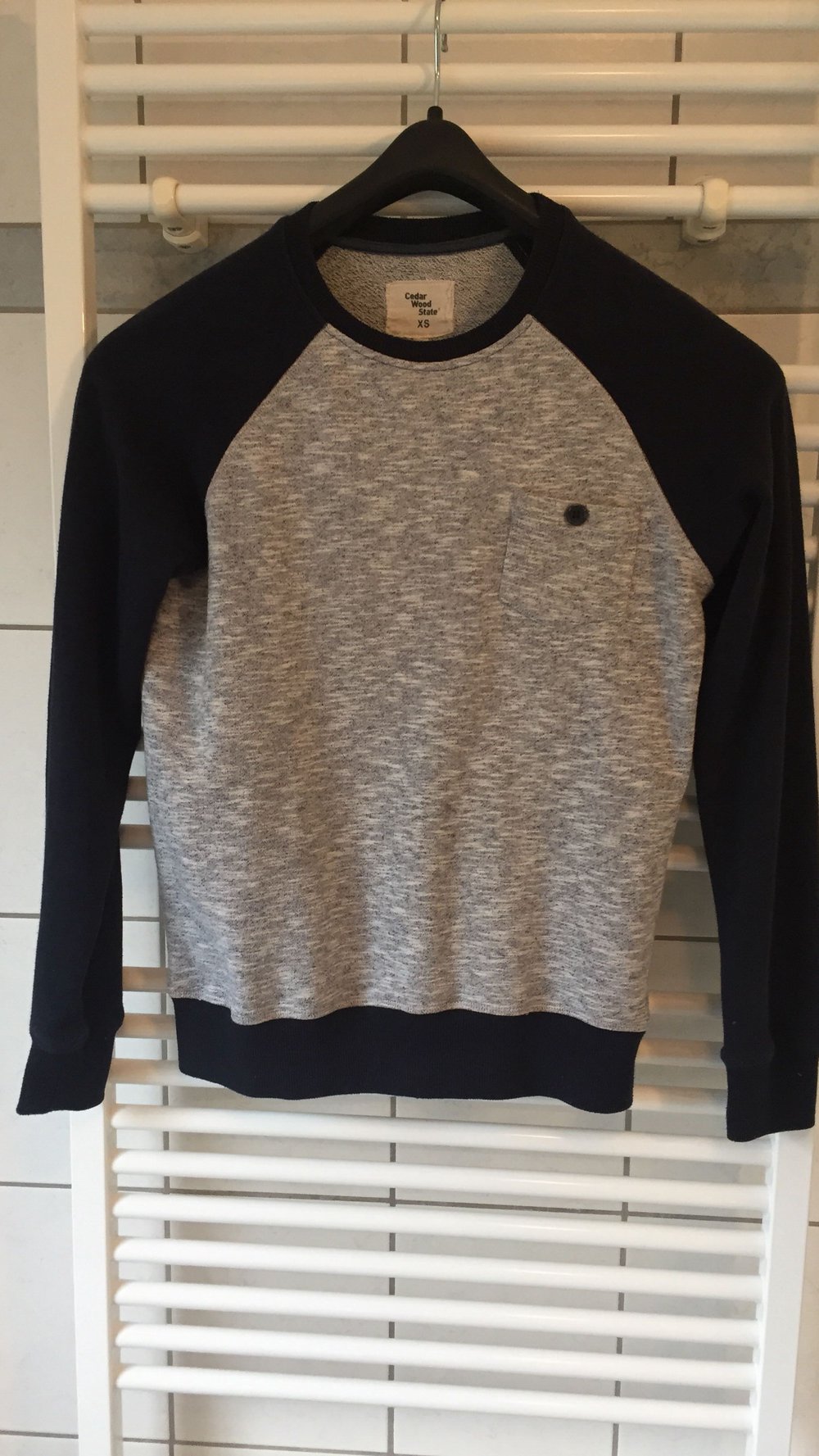 Schöner Pullover 