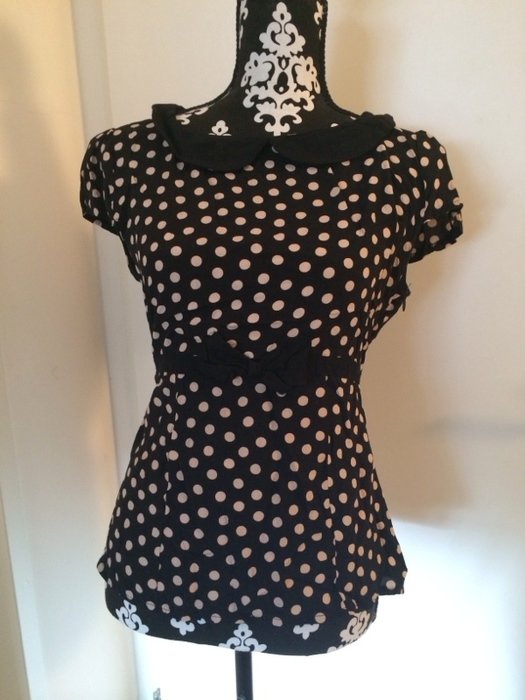 gepunktete Bluse mit Schleife, tailliert Primark