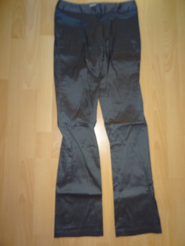 Grau silber glänzende Hose von clockhouse Gr. 36 - TOP