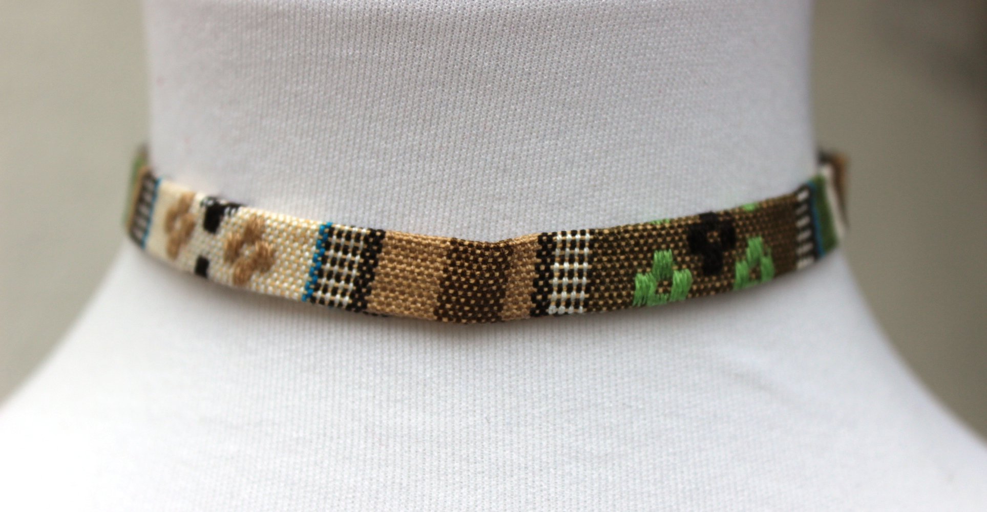 neuer creme brauner Choker, gewebt geflochtene Optik, 1990er, Folklore