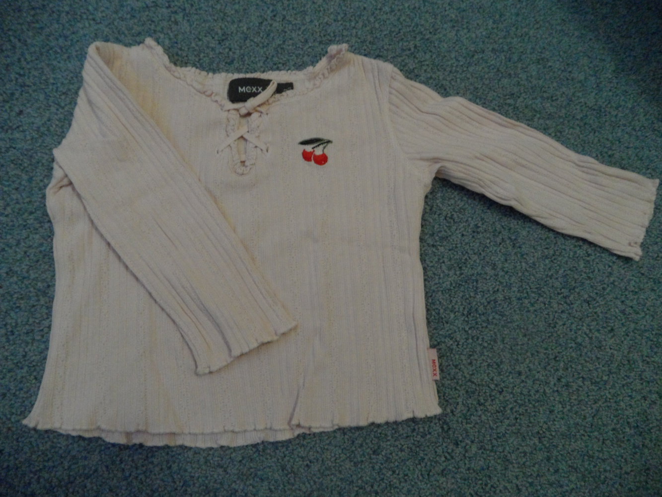 Mexx zuckersüßes Lochstickerei Langarmshirt