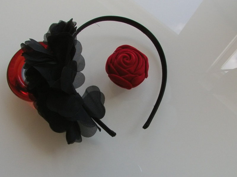 Haarreif mit Tüllblumen 