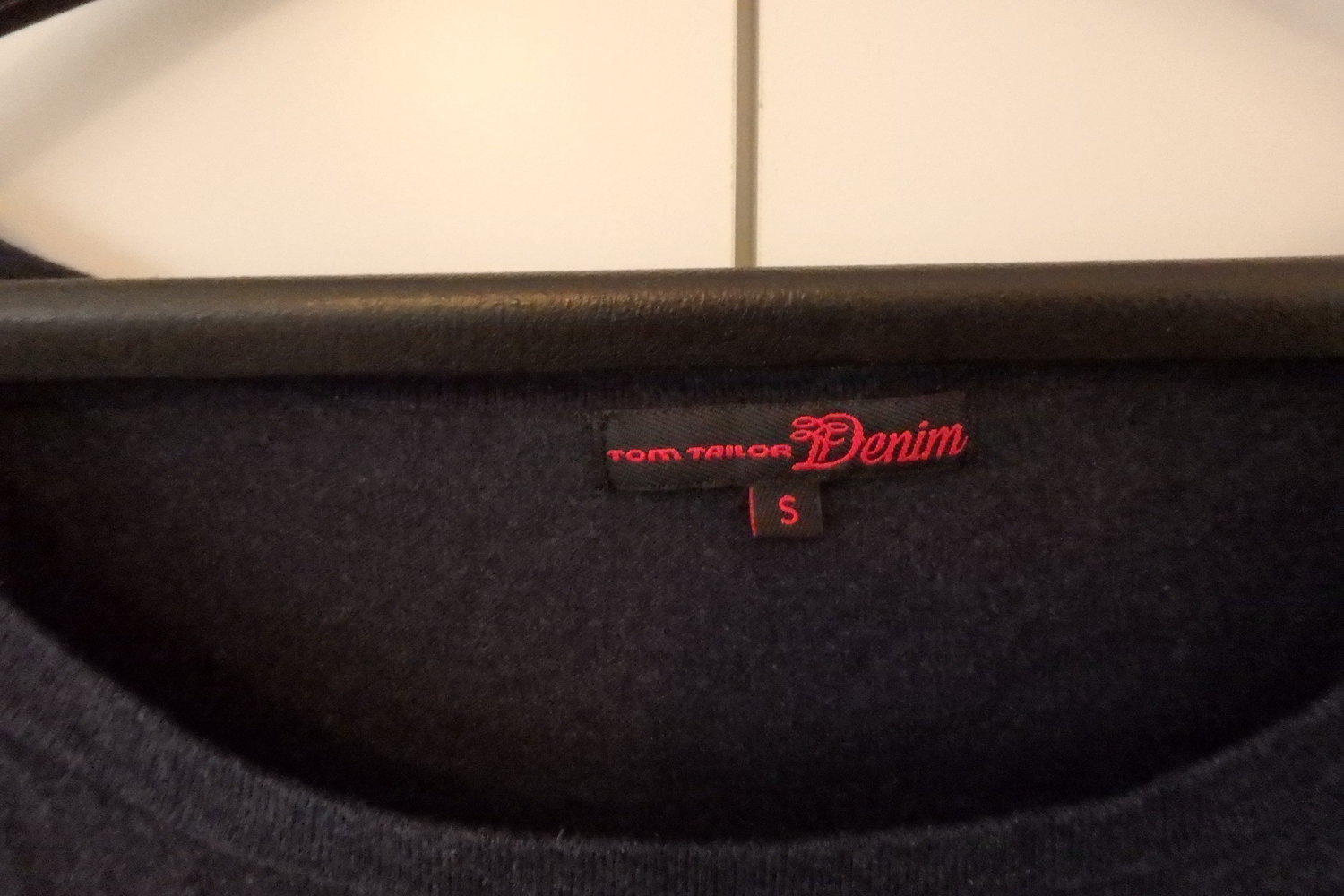 Neu schöner Pulli in 36 S