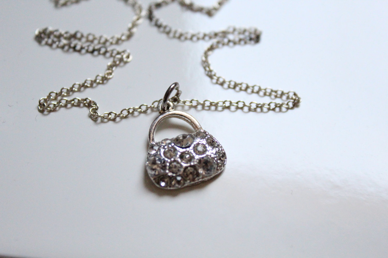 Silber Kette Shopping Bag Tasche mit Strasssteinen Kette + Anhänger silber